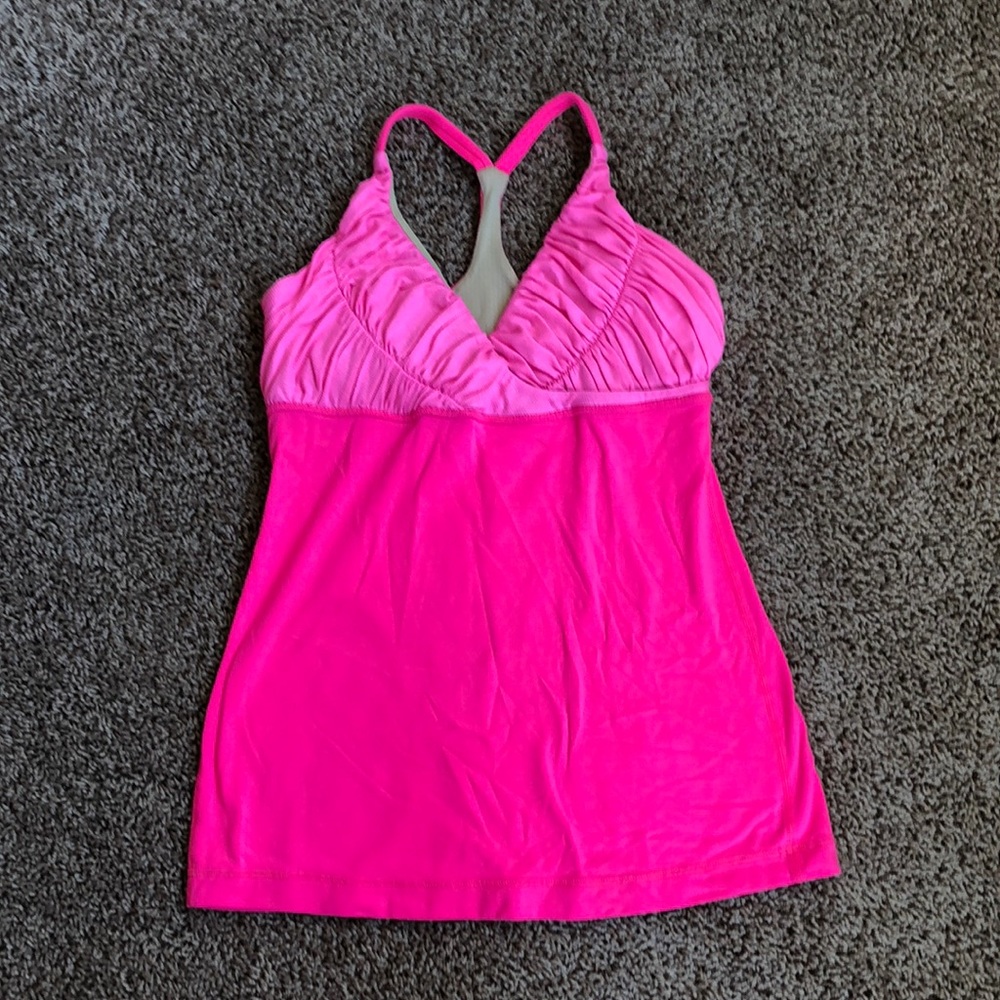 Lululemon tank top